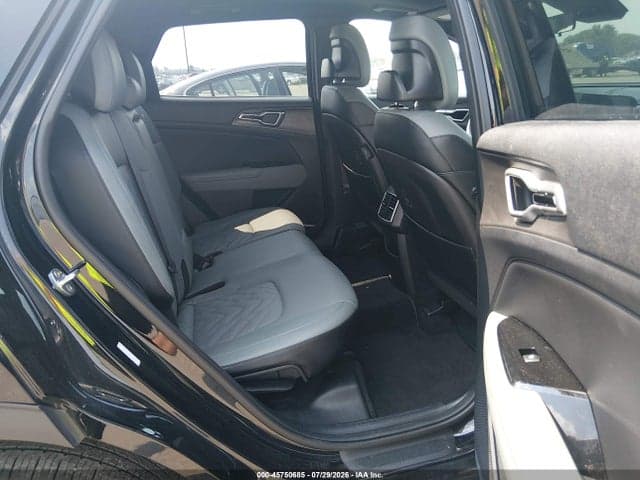 2023 KIA SPORTAGE X-LINE 8