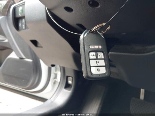 2017 HONDA ACCORD HYBRID EX-L 11
