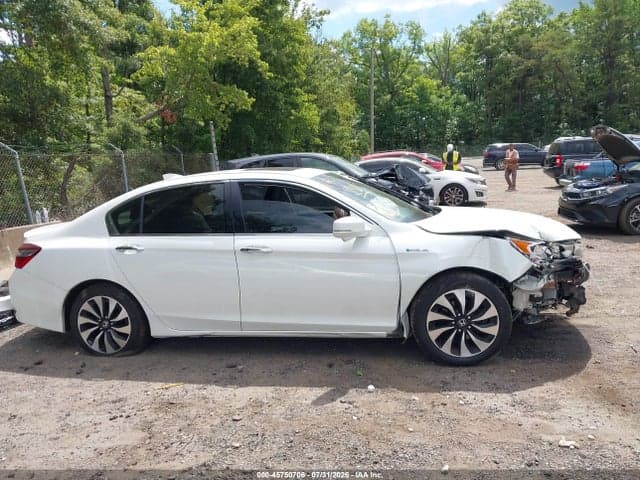 2017 HONDA ACCORD HYBRID EX-L 13