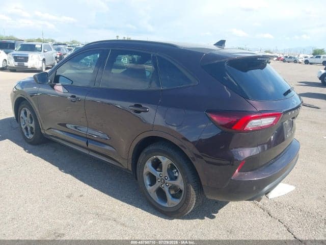 2023 FORD ESCAPE ST-LINE 3
