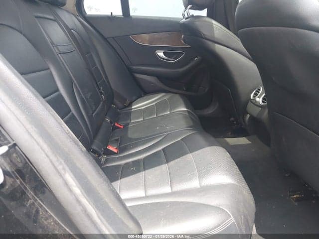 2017 MERCEDES-BENZ C 300 8