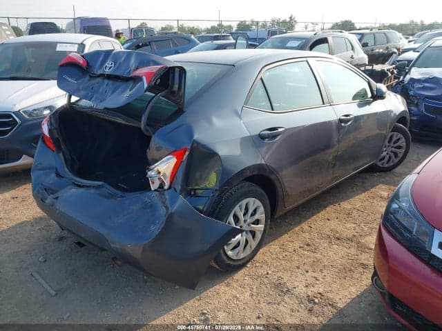 2017 TOYOTA COROLLA LE 4