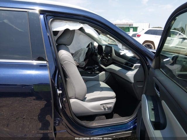 2022 TOYOTA HIGHLANDER HYBRID XLE 5