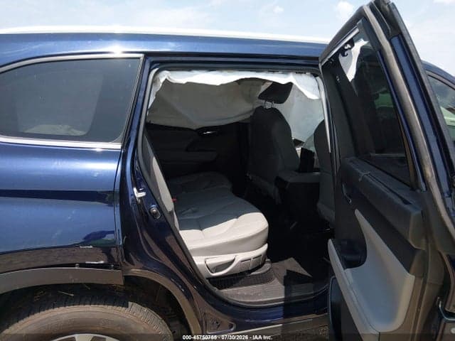2022 TOYOTA HIGHLANDER HYBRID XLE 8