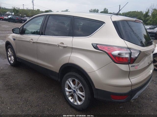 2017 FORD ESCAPE SE 3