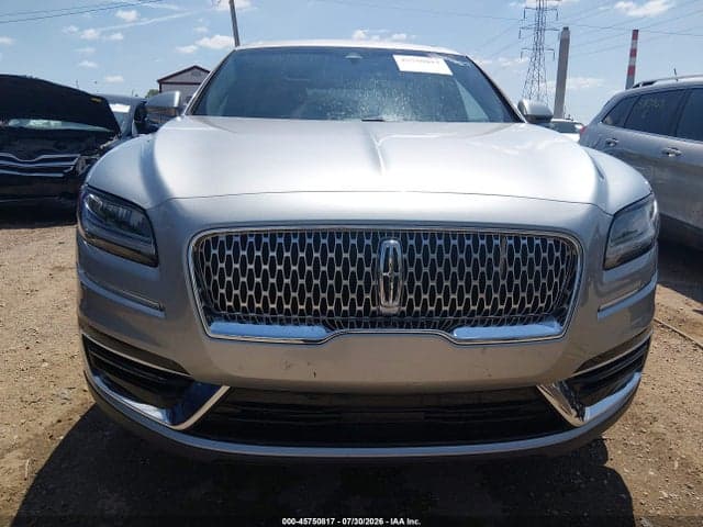 2020 LINCOLN NAUTILUS STANDARD 12