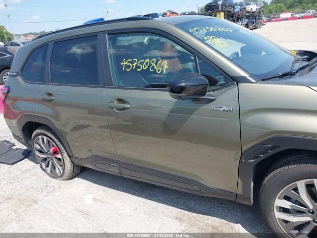 2025 SUBARU FORESTER TOURING HYBRID 13