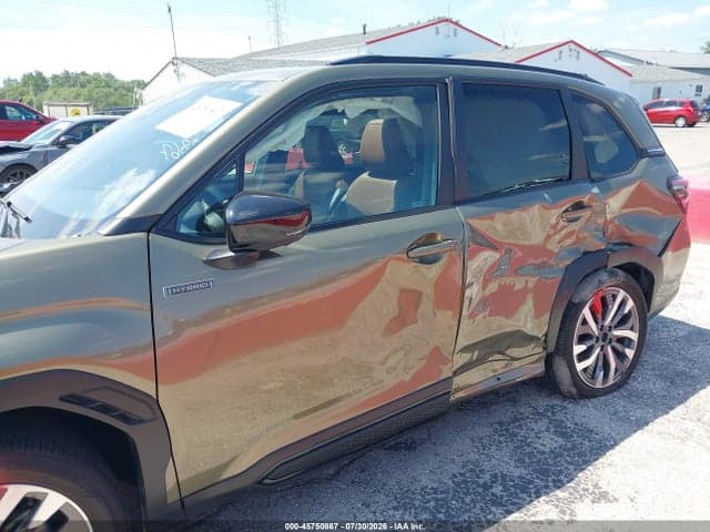 2025 SUBARU FORESTER TOURING HYBRID 14
