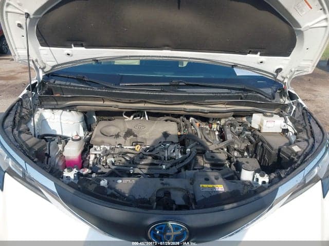 2021 TOYOTA SIENNA XLE 10