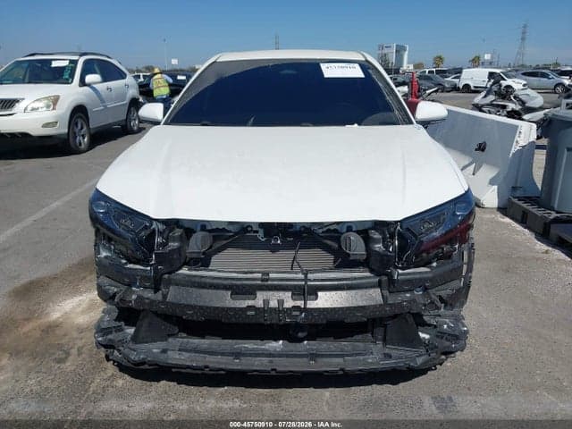 2026 TOYOTA CAMRY SE 13
