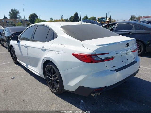 2026 TOYOTA CAMRY SE 3