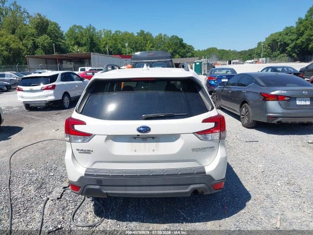 2019 SUBARU FORESTER PREMIUM 16