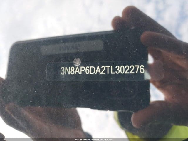 2026 NISSAN KICKS SR 18