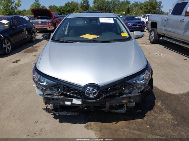 2017 TOYOTA COROLLA IM 13