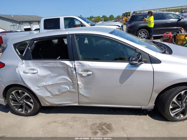 2017 TOYOTA COROLLA IM 14