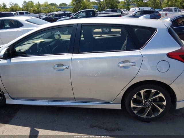 2017 TOYOTA COROLLA IM 15
