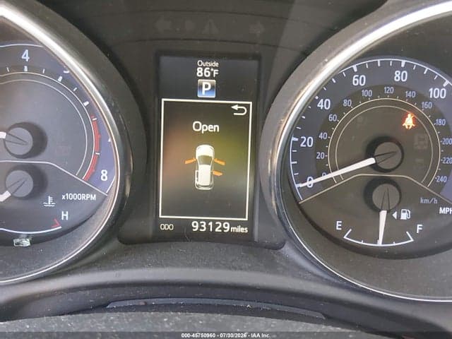 2017 TOYOTA COROLLA IM 16