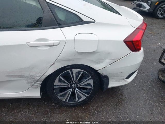 2018 HONDA CIVIC EX-T 6