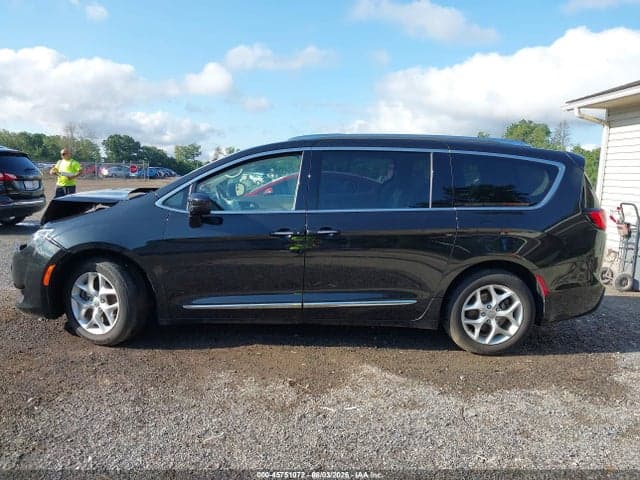 2018 CHRYSLER PACIFICA TOURING L 15