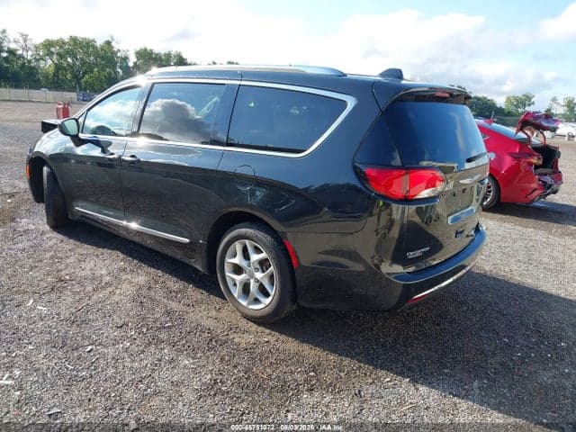 2018 CHRYSLER PACIFICA TOURING L 3