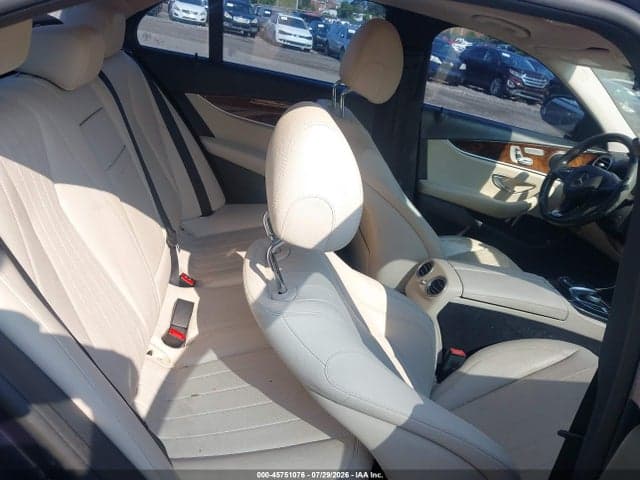 2017 MERCEDES-BENZ E 300 4MATIC 8