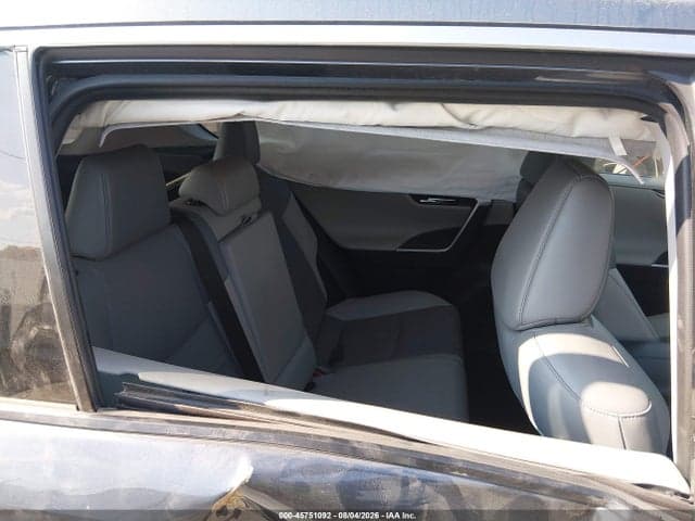 2021 TOYOTA RAV4 LIMITED 8