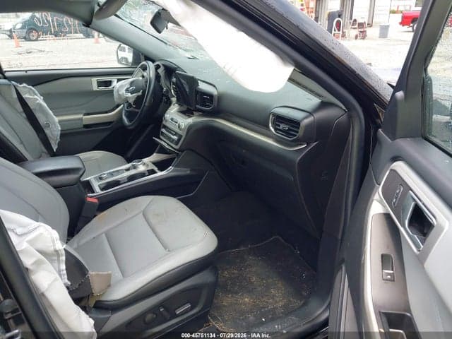 2021 FORD EXPLORER XLT 5