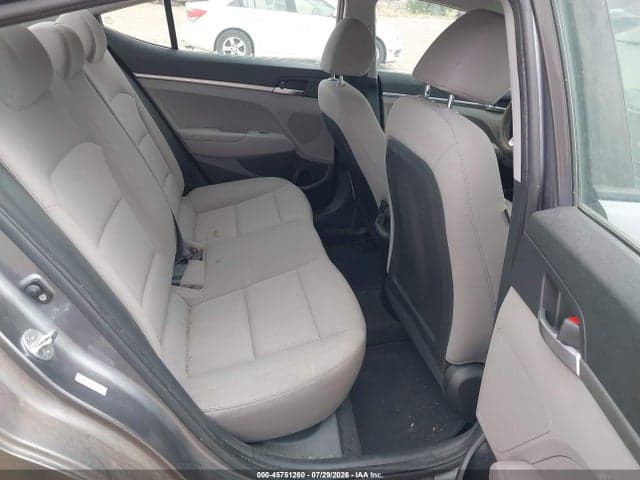 2019 HYUNDAI ELANTRA SE 8