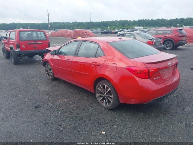 2018 TOYOTA COROLLA SE 3