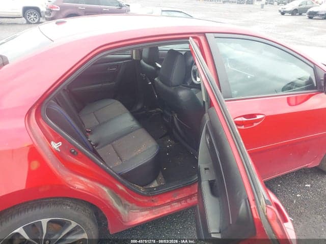 2018 TOYOTA COROLLA SE 8