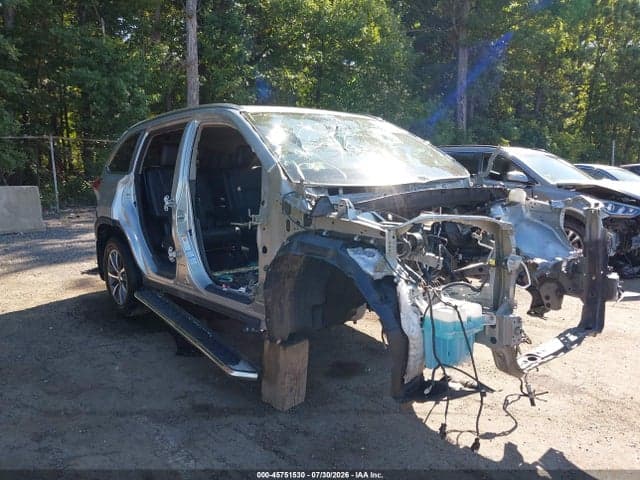 2017 TOYOTA HIGHLANDER XLE 6