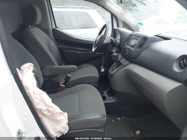 2017 NISSAN NV200 S 5