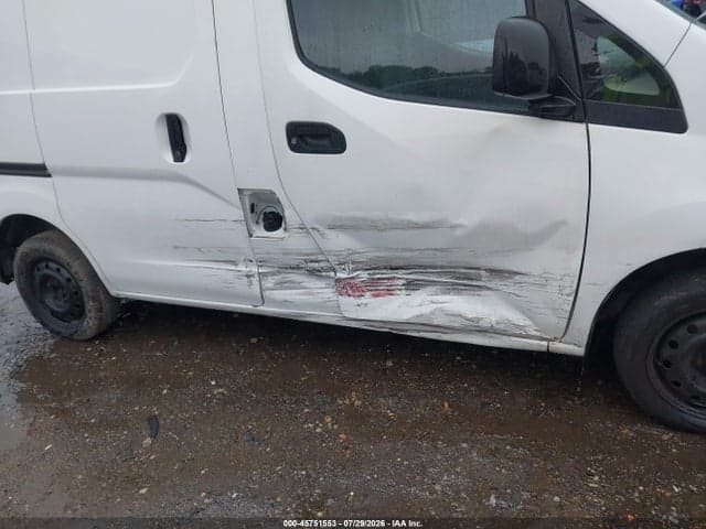 2017 NISSAN NV200 S 6