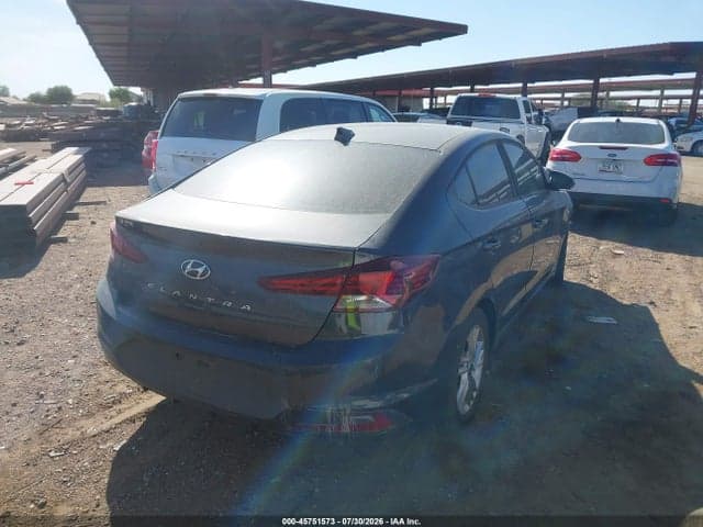 2020 HYUNDAI ELANTRA SEL 4