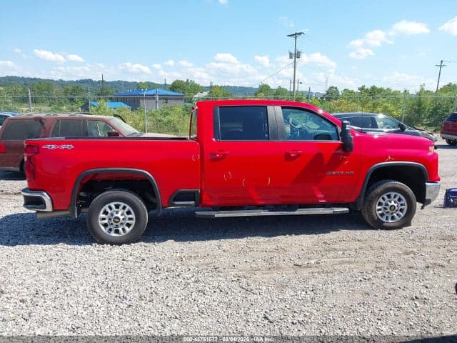 2025 CHEVROLET SILVERADO 2500HD 4WD STANDARD BED LT 13
