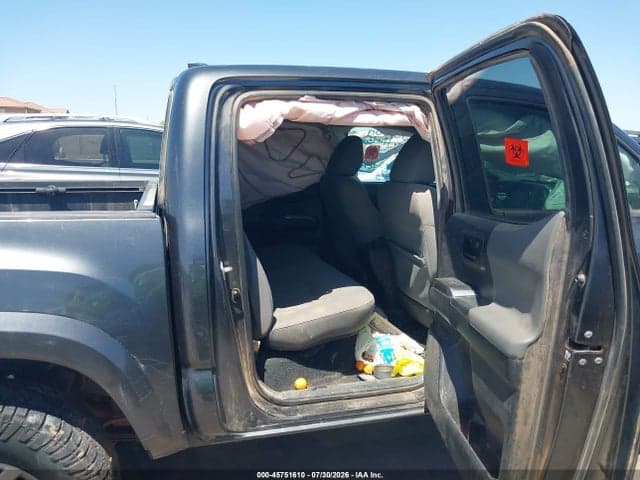 2019 TOYOTA TACOMA SR5 V6 8