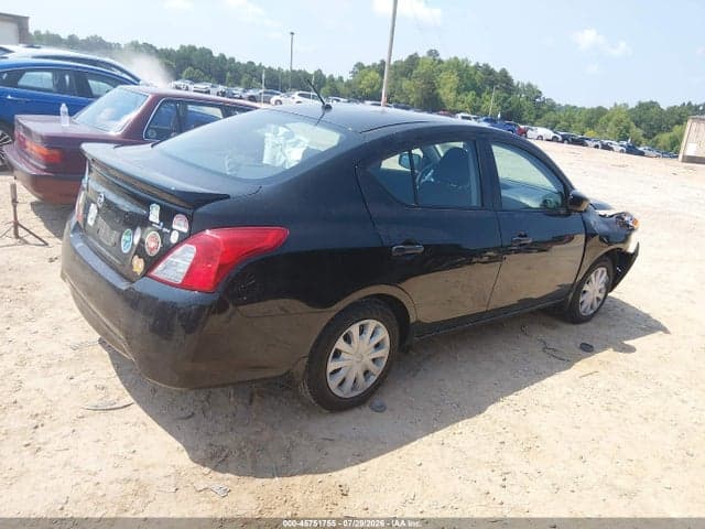 2018 NISSAN VERSA 1.6 S+ 4