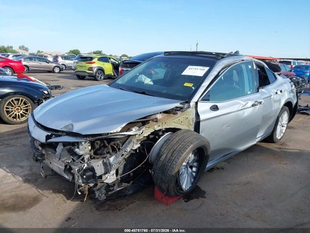 2018 TOYOTA CAMRY XLE 6