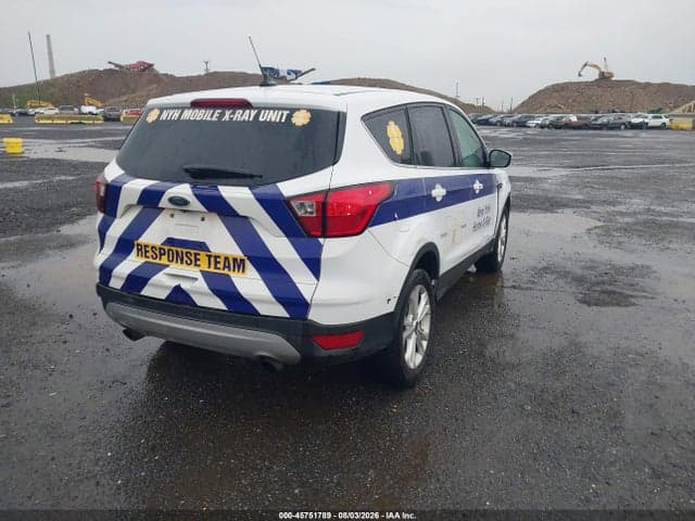 2019 FORD ESCAPE SE 4