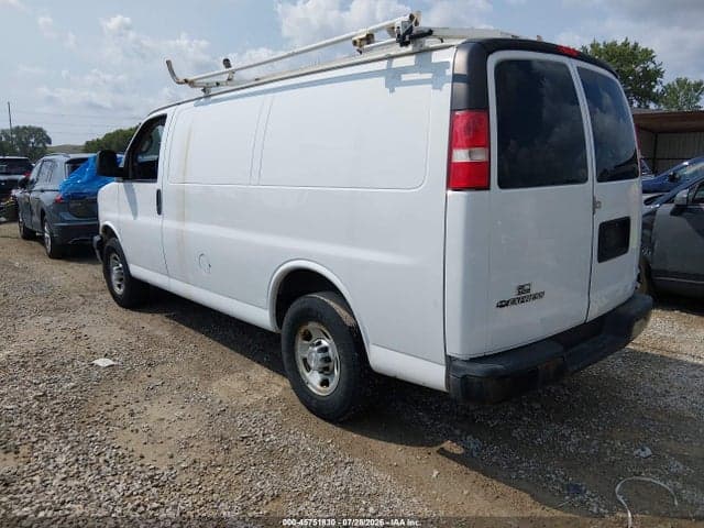 2017 CHEVROLET EXPRESS 2500 WORK VAN 3
