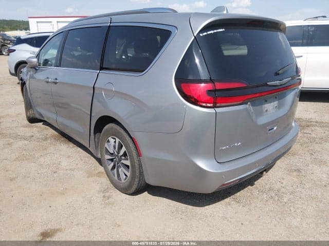 2021 CHRYSLER PACIFICA TOURING L 3