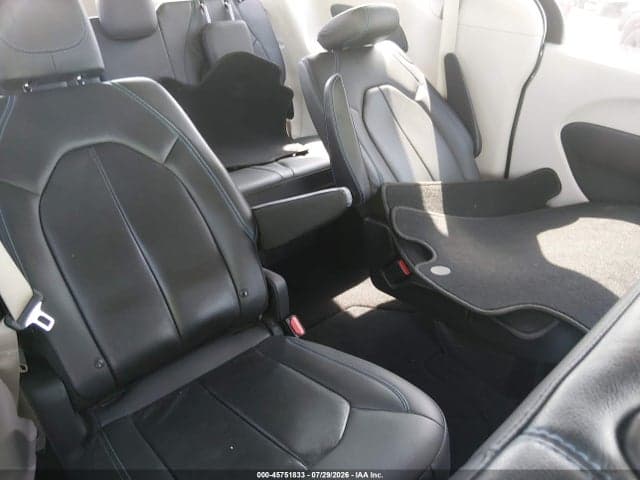 2021 CHRYSLER PACIFICA TOURING L 8