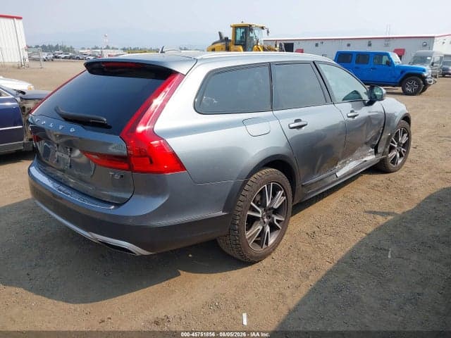 2017 VOLVO V90 CROSS COUNTRY T6 4