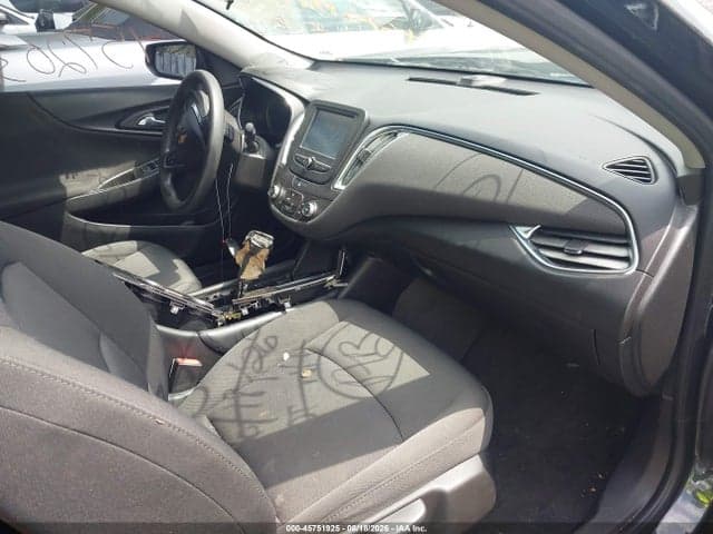 2018 CHEVROLET MALIBU LT 5