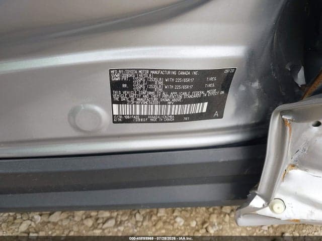 2021 TOYOTA RAV4 XLE 9