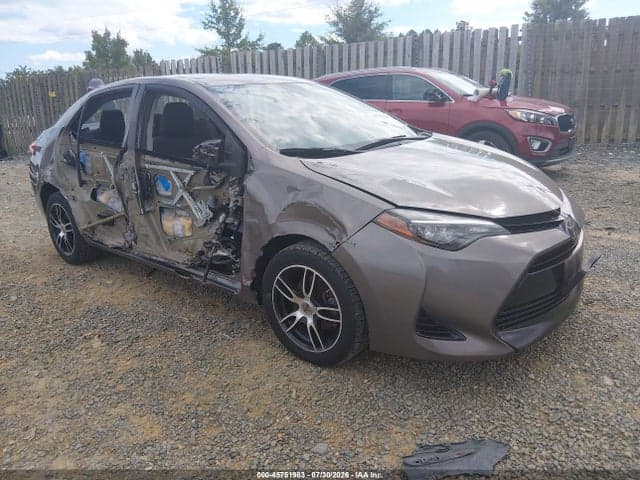 2017 TOYOTA COROLLA LE - 1