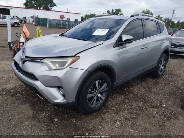 2017 TOYOTA RAV4 XLE 2