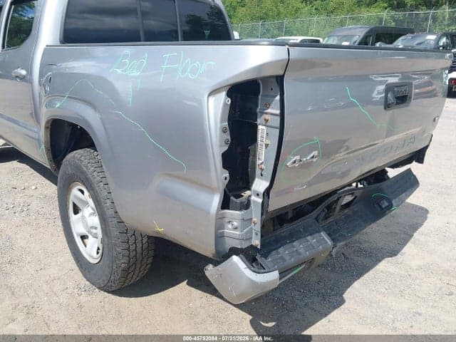 2021 TOYOTA TACOMA SR V6 18