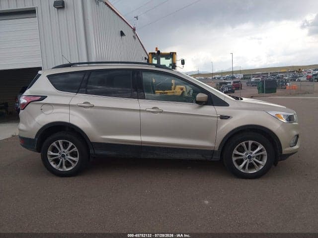 2018 FORD ESCAPE SE 18
