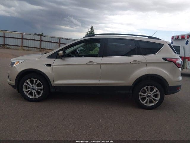 2018 FORD ESCAPE SE 19
